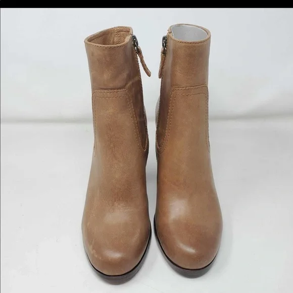 SOLD‼️ Frye Boots Parker Tan Leather Heeled Ankle Boot - Picture 6 of 9